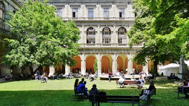 الجامعات في النمسا